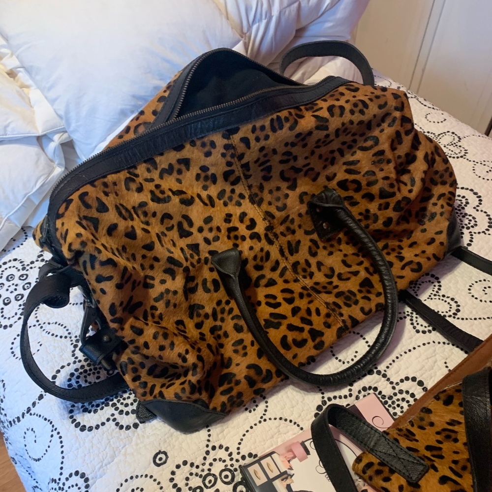 Set of cheetah luggage